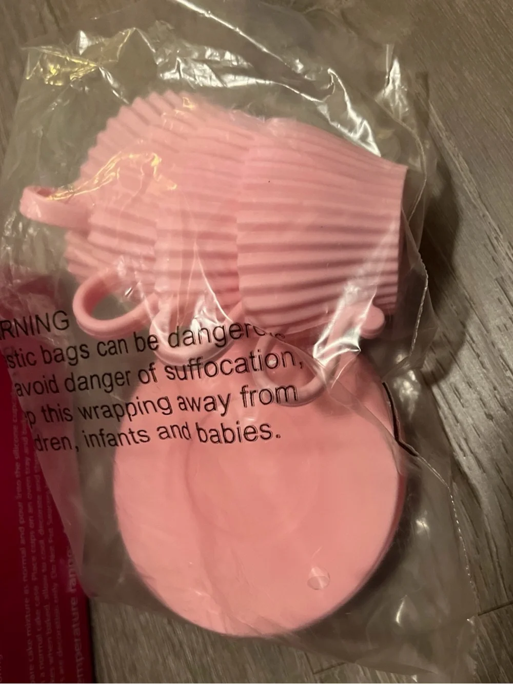 Bake & Serve Teacup Cupcake Molds - 4 Cups/Saucers - NIP Pink Box Has Been Open